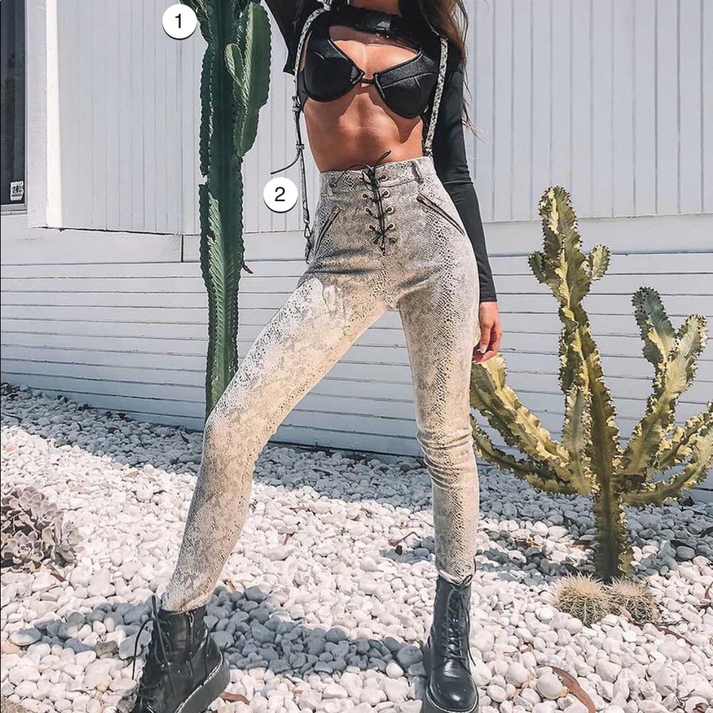 Beginning boutique cobra pants